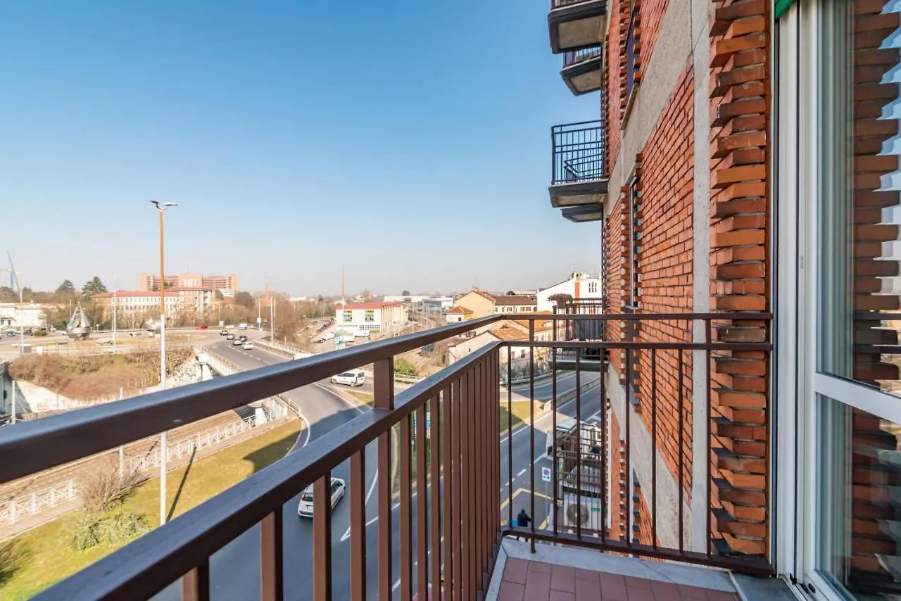 City Center - Luigi&Carolina Apartments - By Host4U Pavia