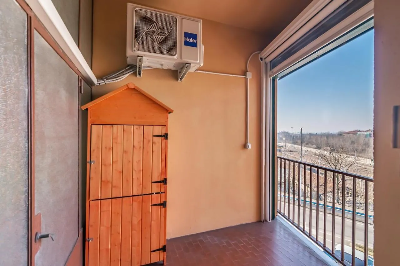City Center - Luigi&Carolina Apartments - By Host4U Pavia Italy