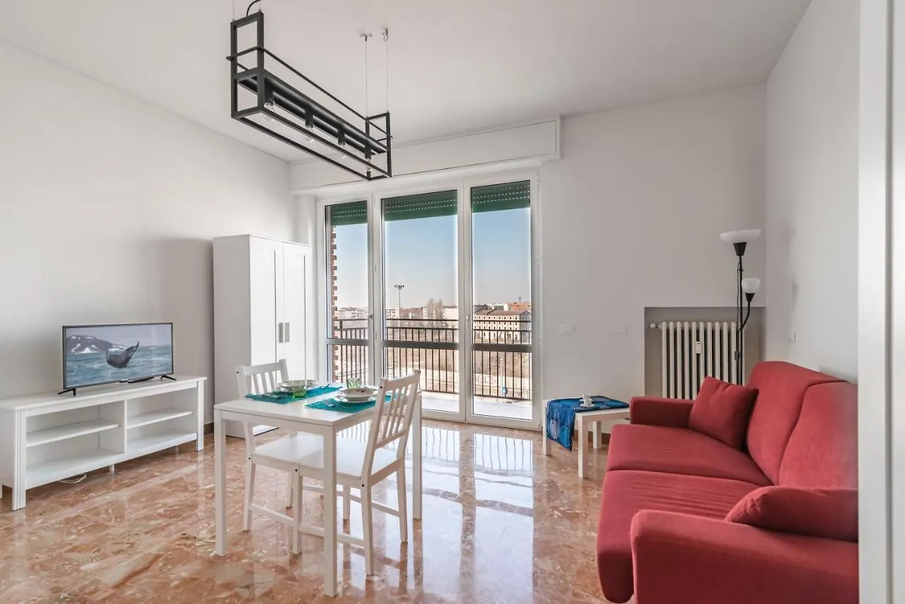 City Center - Luigi&Carolina Apartments - By Host4U Pavia